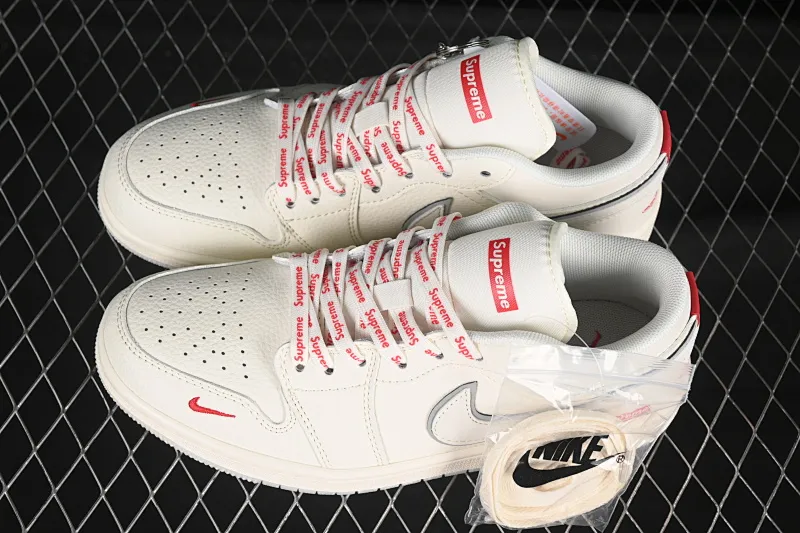 All categories Air Jordan Jordan series basketball shoes Air Jordan 1 Low High-end customized low-top sneakers Air Jordan 1 Low AJ1 Joe 1 Supreme co-branded off-white crystal sole High-end customized low-top retro basketball shoes XX3168-186